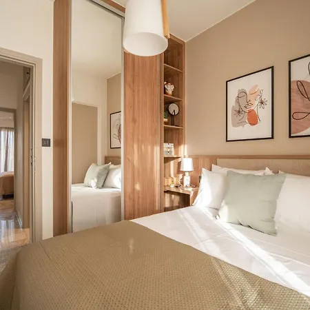 Cretan Sea View 8mins To Beach, Old Town, Апартаменти *