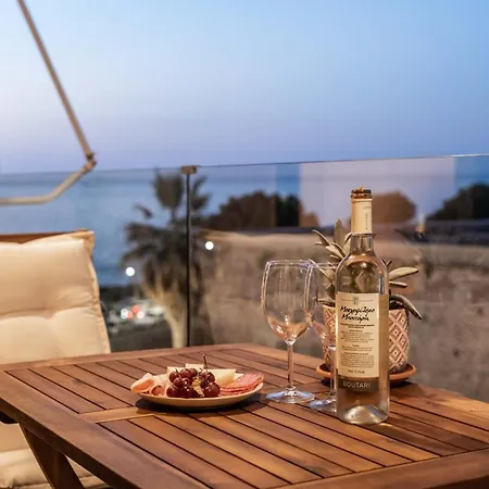 Cretan Sea View 10mins To Beach, Old Town, Chania (Crete)