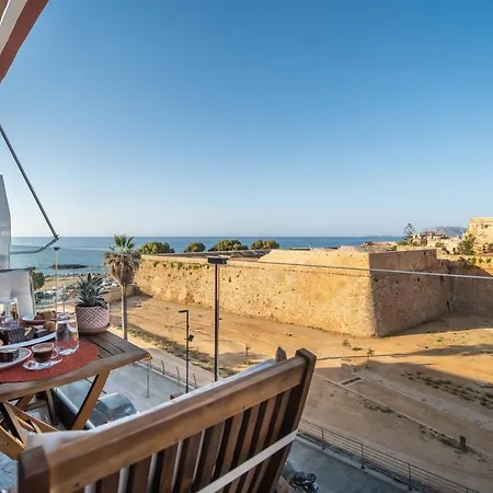 Апартаменти Cretan Sea View 8mins To Beach, Old Town, *