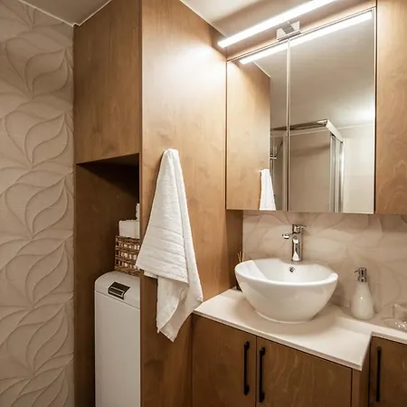 Appartamento Cretan Sea View 8mins To Beach, Old Town, *